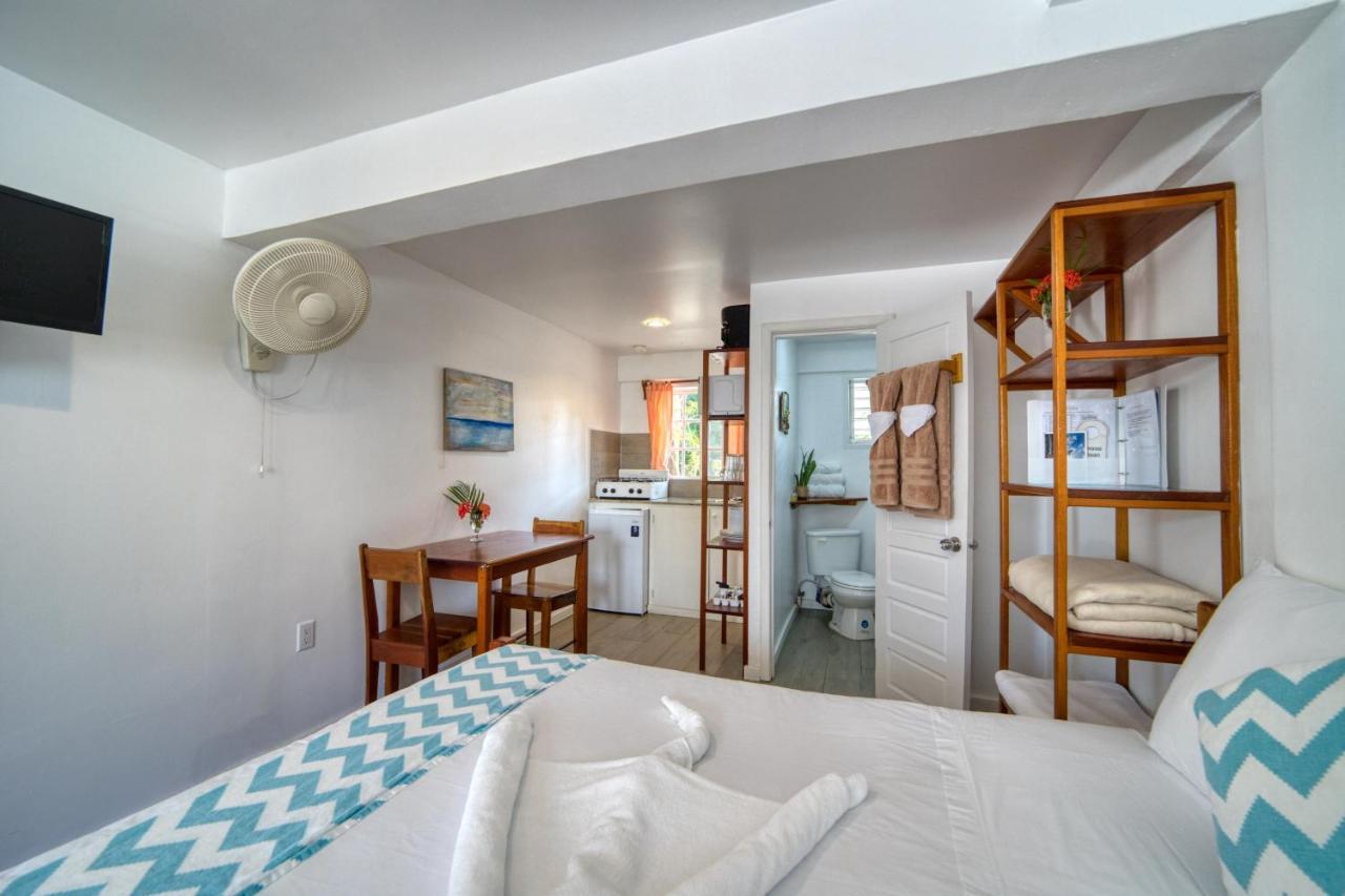 Placencia Villas Екстериор снимка